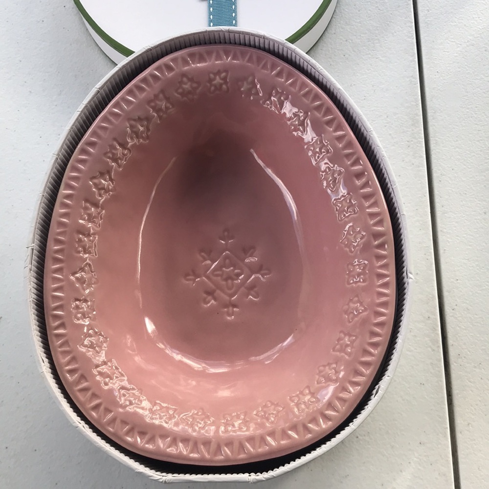 Pottery barn Charlotte set of 4 egg bowls - Picture 2 of 10
